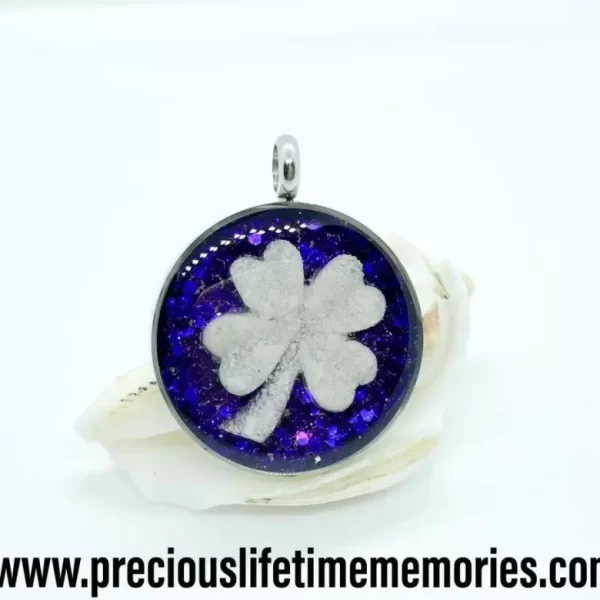 Memorial Cremation Ashes Clover Leaf FG Background Pendant (25mm)