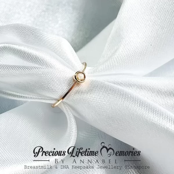 18K Gold Cremation Ashes Classic Dainty Ring