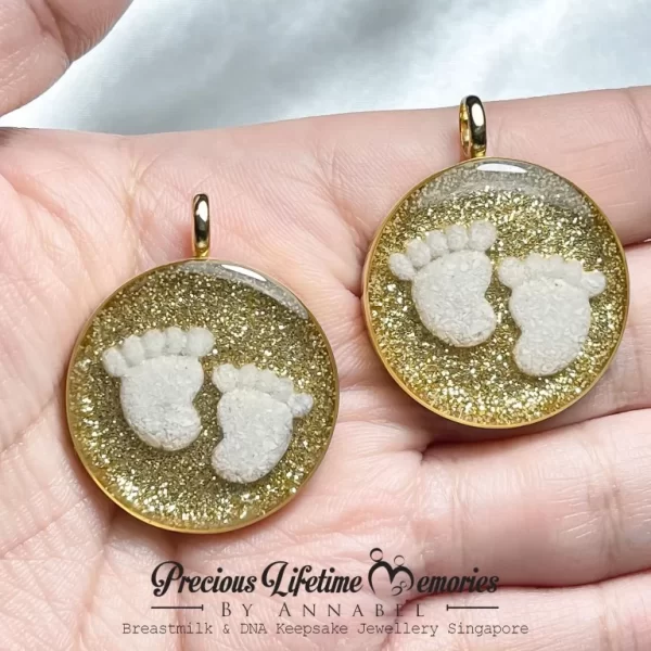 18K Gold Cremation Ashes Big Feet Gems Pendant